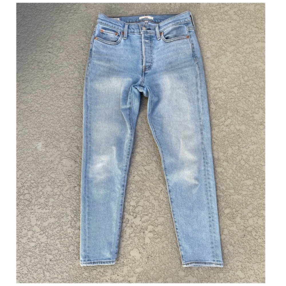 Levi’s Wedgie Fit Jeans size 26